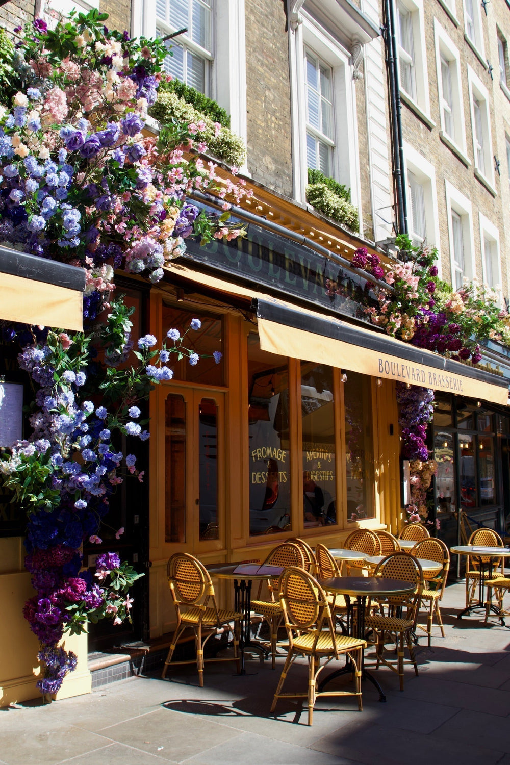 Bespoke Artificial Floral Installations